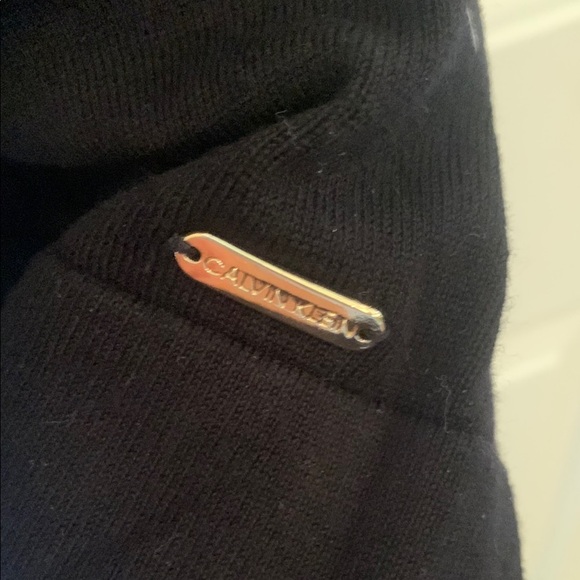 Calvin Klein Bold Red and Black women’s XL Sweater - Picture 3 of 5